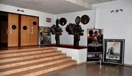 Cinémathèque d'Oran : Le patrimoine filmique national à l'honneur