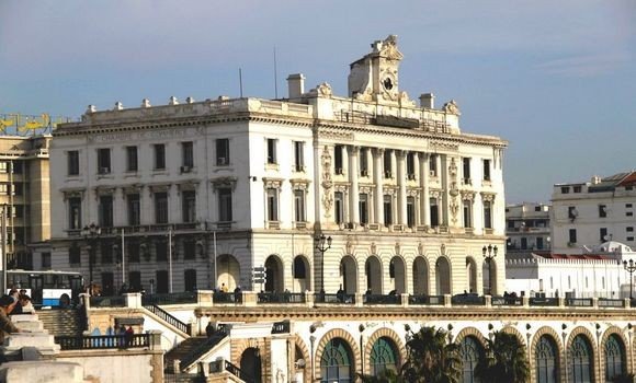 الطبعة الثانية للصالون الدولي للنقل واللوجستيك من 13 الى 16 نوفمبر المقبل بالجزائر العاصمة