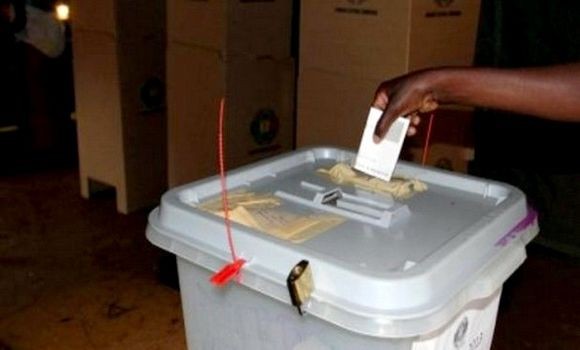 Les Kenyans à nouveau aux urnes jeudi pour élire leur futur président