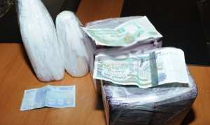 إلقاء القبض على مزور الأوراق النقدية من فئة 2000 دج بالبويرة