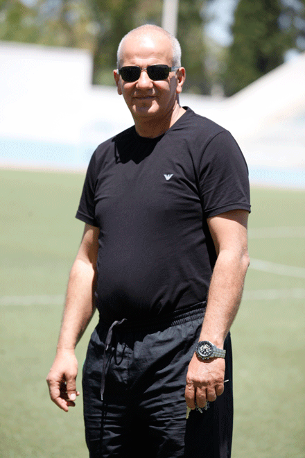 اتحاد سطيف: بوقرة قلق من خسارة أولاد دراج و بلعليات يجدد فيه الثقة