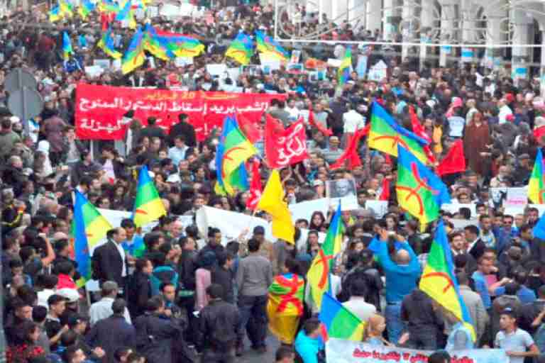 المخزن ينتهج سياسة النعامة لتفادي الانفلات الشامل