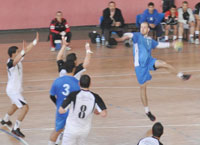 Omnisports/ Handball Division Une                                    Douze clubs bénéficieront d'une aide financière