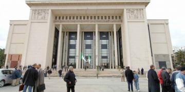 الصراع يدفع UGTA نحو تأجيل أشغال المؤتمر الولائي بالعاصمة