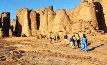 تكثيف آليات الترويج لترقية القطاع السياحي بولاية أدرار