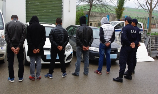 تفكيك شبكة وطنية إجرامية مختصة في سرقة المركبات وإعادة بيعها بسكيكدة