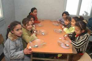 الجوع يفتك بآلاف التلاميذ بولاية الوادي