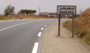 معسكر: حراڤة يحرضون قاصرا على سرقة مجوهرات والدته