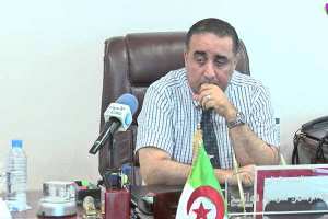 والي بومرداس يأمر بفتح طريق واجهة البحر