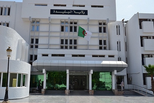 والي البليدة يطلب من الحكومة منح الولاية حصة إضافية تضم 10 آلاف وحدة سكنية من صيغة عدل
