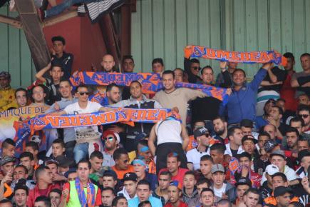 أنصار أولمبي المدية يترقبون انطلاق عملية بيع القميص الجديد للفريق