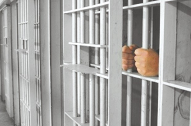 Prison à perpétuité à l'encontre d'un policier