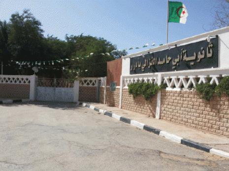 Fermeture d'un lycée : Désarroi, protestation et colère