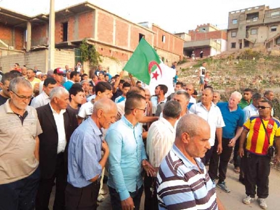 قافلة تحسيسية للمشاركة القويّة في انتخابات 23 نوفمبر بتيبازة