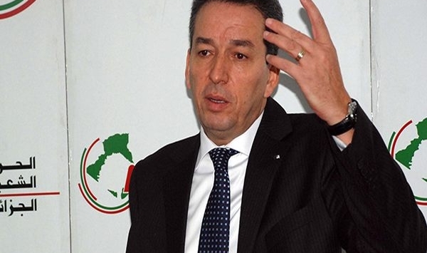 بن يونس يفتح النار على الأفافاس من تيزي وزو