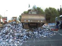 UN SIGNAL FORT DE LA VOLONTE DE L'ALGERIE DE COMBATTRE CE FLEAU                                    Destruction de plus d'un million d uvres contrefaites