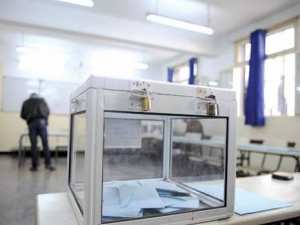 Une tentative de fraude déjouée à Khenchela et des bureaux désertés