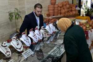 صناعة التحف الفنية بالشلف، حرفة بحاجة لشباب مستثمر