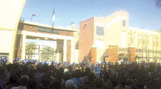 مسيرات واحتجاجات لليوم الثاني على التوالي بورقلة