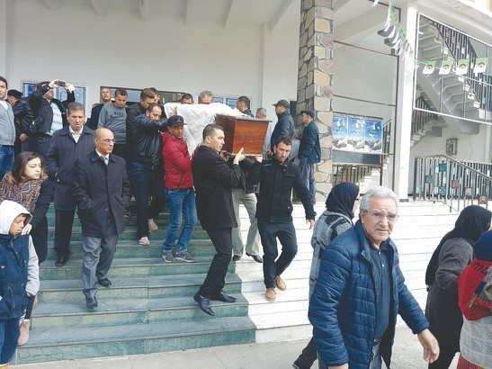 Maâktas (Tizi Ouzou) - GRAND MILITANT DE LA CAUSE BERBÈRE ET DES DROITS DE L’HOMME:  Le regretté Saïd Boukhari a eu droit à des obsèques émouvantes
