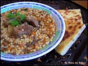 Berkoukes ( abazine kabyle / aich ), spécialité algérienne