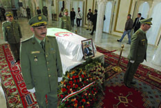 L'hommage de la presse internationale                                    Décès du premier Président de l'Algérie indépendante