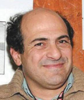 Mehdi Lallaoui. Président d’Au nom de la mémoire à propos de la visite de Macron en Algérie: «Il ne suffit pas de signer des accords commerciaux»