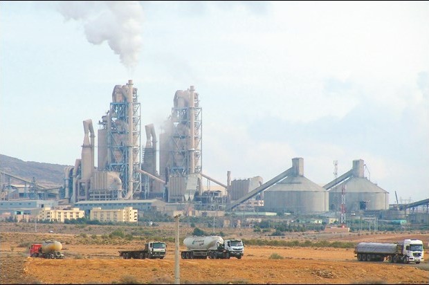 Algérie - A partir du port d'Arzew: Première opération d'exportation de ciment ce mardi