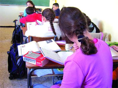 «Enlevez le livre à la Culture et remettez-le à l'éducation»                                    Des pédagogues soutiennent :