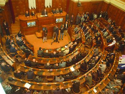 Djoudi : le prêt ouvre des perspectives à l'Algérie                                    Pas de participation immédiate au conseil d'administration du FMI