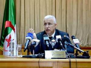 Mohamed Benmeradi reçoit les ambassadeurs canadien et portugais