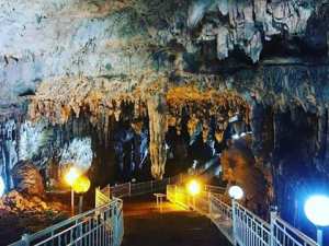 مغارة بني عاد