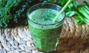 Boisson detox au kale (chou américain)