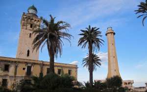 A Dellys (Est d’Alger), le phare du Cap Bengut, ou « Bordj el Fnar »