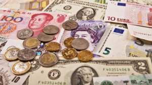 الدينار والدولار والريال.. ما قصة هذه التسميات؟