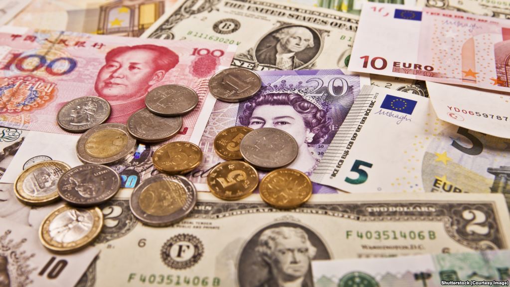 الدينار والدولار والريال.. ما قصة هذه التسميات؟