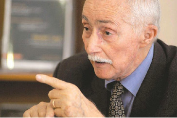 Algérie - Ali Yahia Abdenour (97 ans), avocat, défenseur des droits de l’homme «C’est la démocratie qui sauvera l’Algérie»