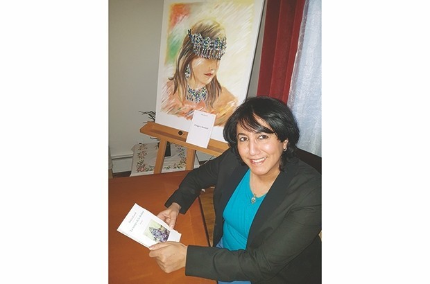 Bahia Kiared, écrivaine et artiste peintre algérienne au Canada, “Montrer la culture de mon pays à travers mes œuvres”