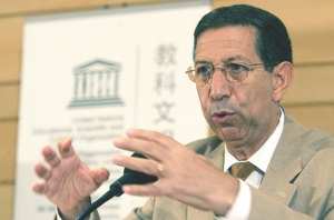 Planète - L’auteur Mounir Bouchenaki a présenté son ouvrage au CCA de Paris:  Plaidoyer pour la sauvegarde du patrimoine de l’humanité