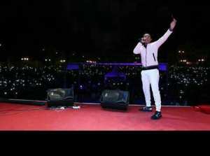 ﺣﻔﻞ ﺍﻟﺪﻭﻟﻲ ﻓﺎﺗﺢ ﺻﻐﻴﺮ