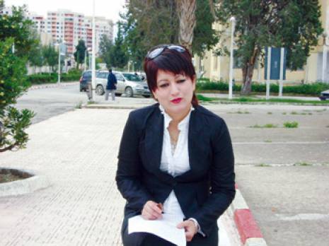 «Notre société a soif d'espaces»                                    Nabila Guemghar. Animatrice du café littéraire de Béjaïa