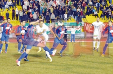 ا.بلعباس -1 0 ش.باتنة : حميش يمحو العار ويمنح المكرة أول انتصار