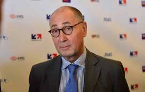 في ختام زيارة عمل له إلى تلمسان السفير الفرنسي يؤكد دعم الولاية بمؤسسات لتعليم الفرنسية