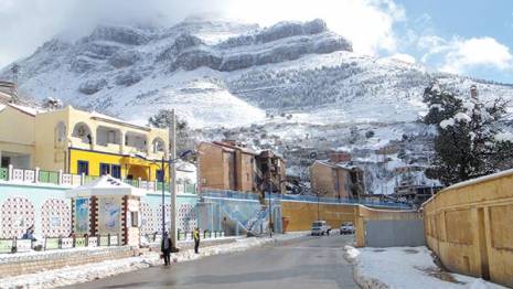 Algérie - Le massif montagneux de Tissemsilt recouvert de neige: Un éden nommé Ouarsenis