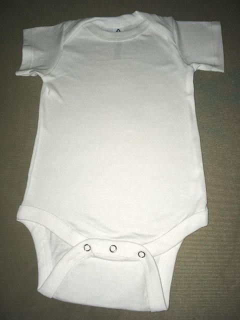 سحب ملابس داخلية للأطفال من الأسواق الكندية والأميركية