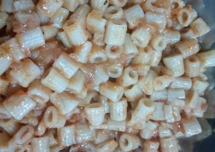 مكرونه بالطماطم بطعم الفراخ