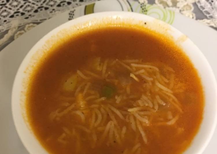 شوربة الأرز بقطع الدجاج 👍