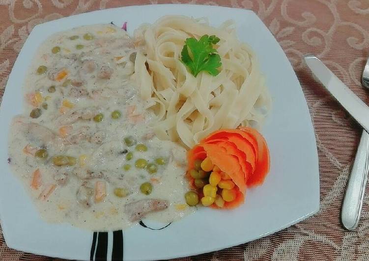 كريستوفير الدجاج😋