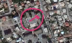 منزل ثلاثة غرف و مطبخ حمام . متواجد بمدينة البليدة في حي خاص