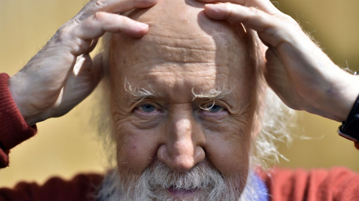Planète - Le cri d'alarme d'Hubert Reeves: 'La disparition des vers de terre, aussi grave que le réchauffement climatique'